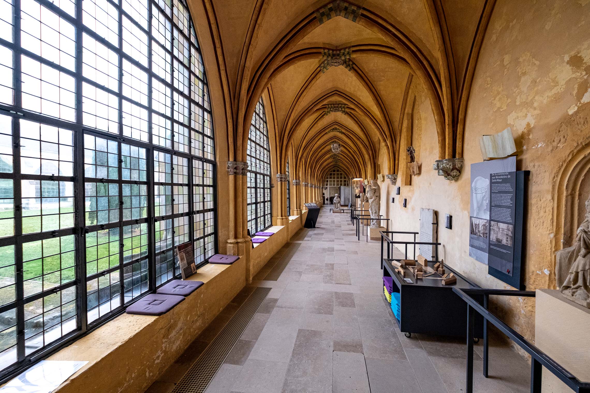 Cloître de Sainte Corneille